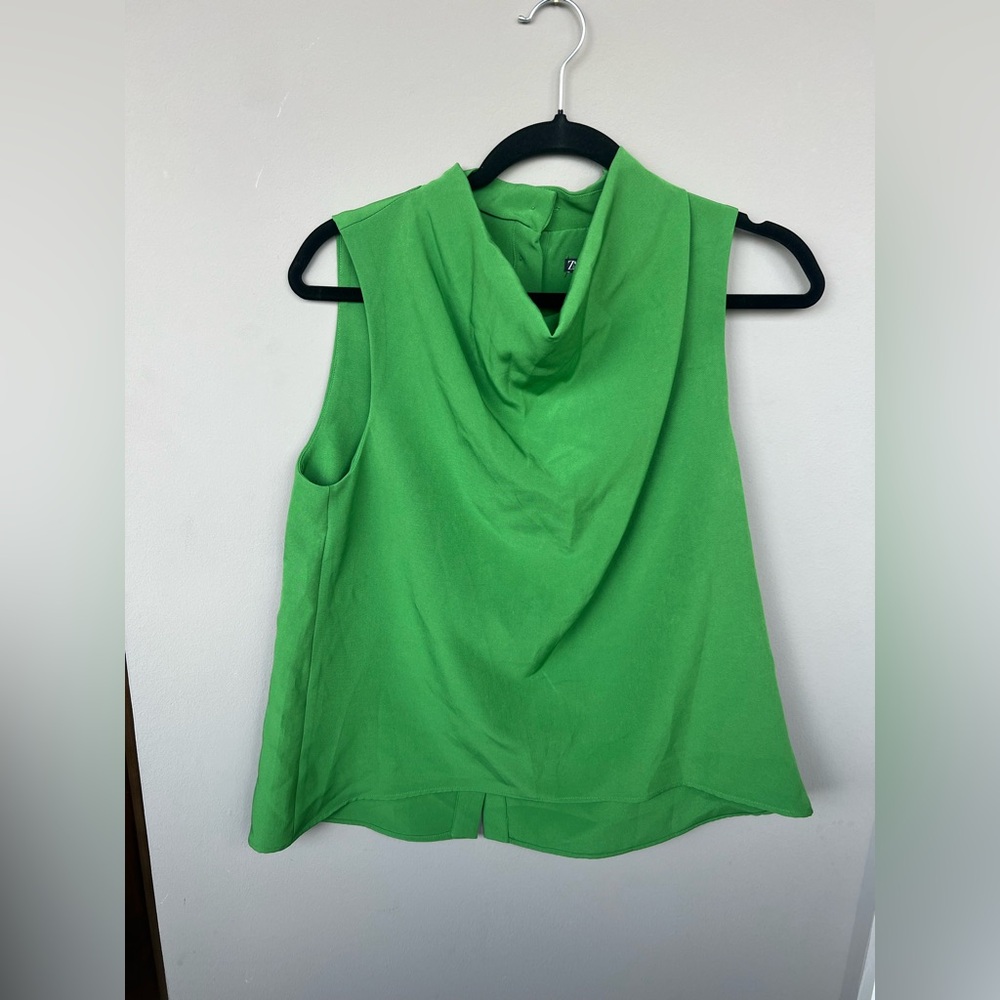 NWOT Zara green sleeveless top